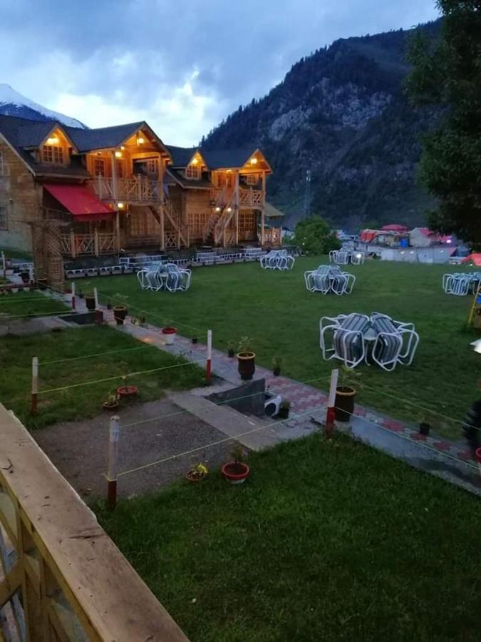 Swiss Wood Cottages Naran Kültér fotó