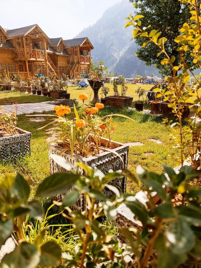 Swiss Wood Cottages Naran Kültér fotó